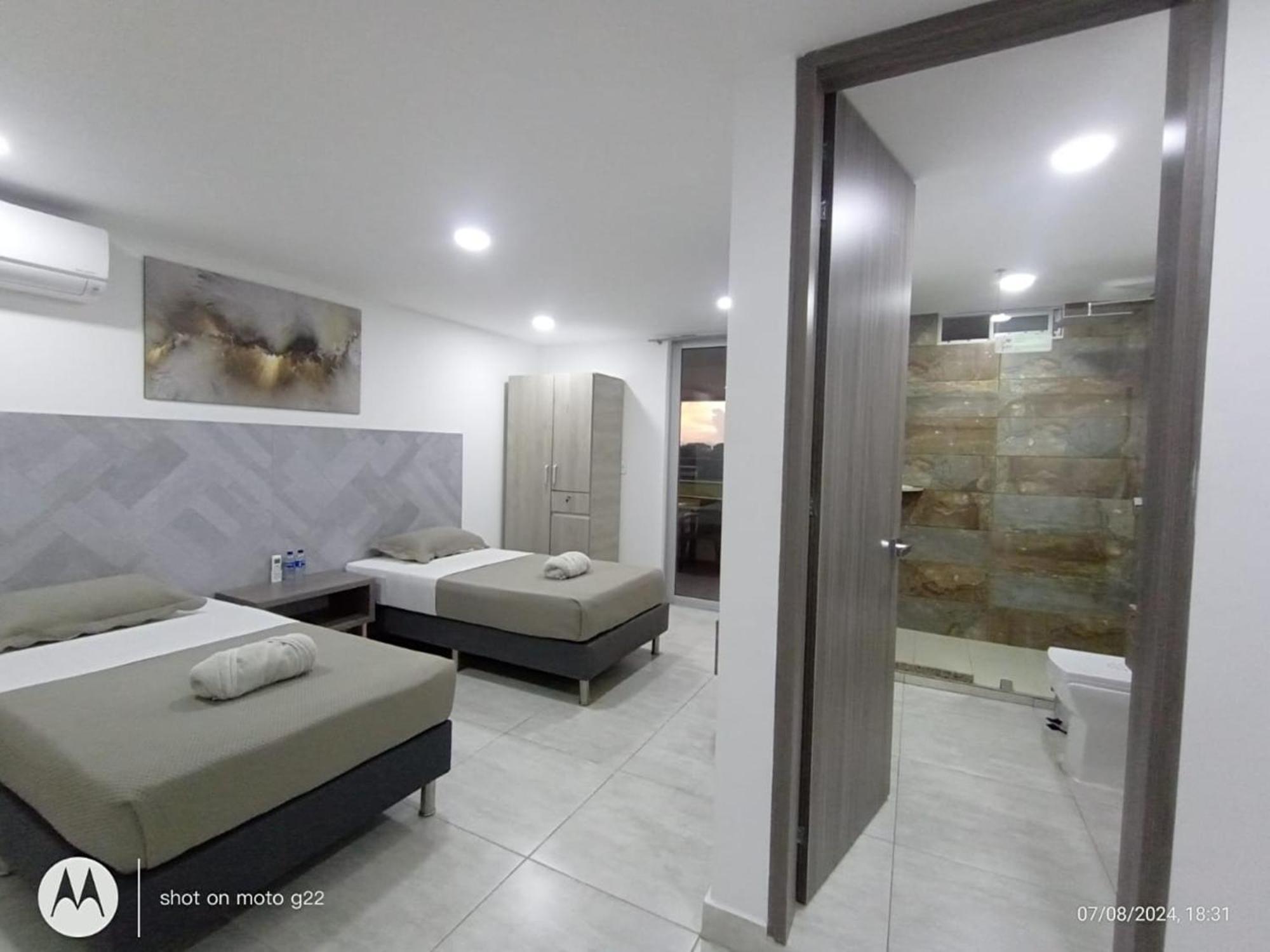 Hotel Palo Grande Cf Pereira Combia Baja Exterior foto